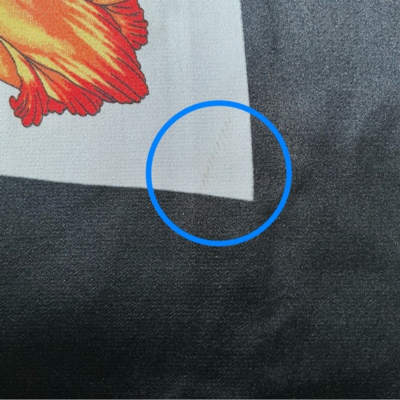 Authentic Gucci 100% Silk Scarf Floral Botanical Snake Print Black Border Italy - Picture 11 of 12